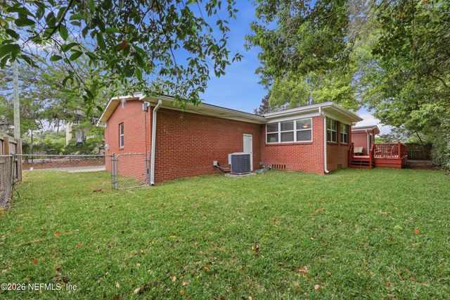 1524 SHIRL Lane, Jacksonville, FL 32207