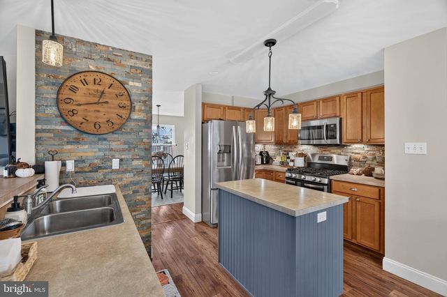 1114 SURREY AVE, Millville, NJ 08332