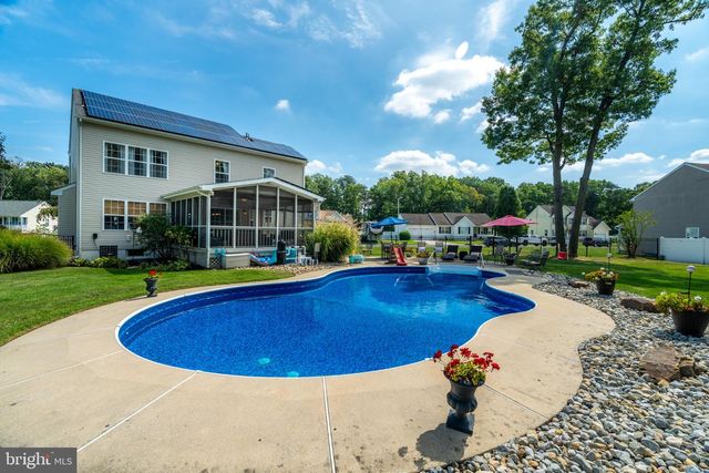 1114 SURREY AVE, Millville, NJ 08332