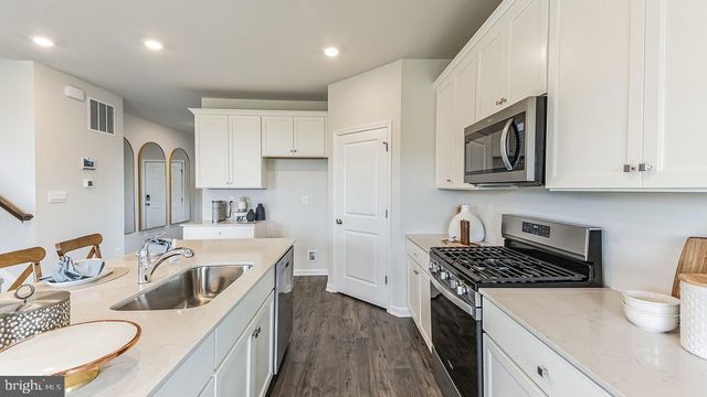 449 LIBERTY TRAIL, Sellersville, PA 18960