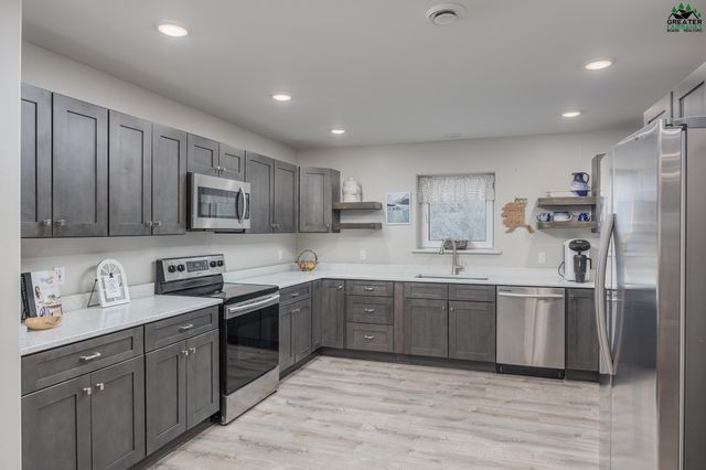 1983 CHENA POINT AVENUE, Fairbanks, AK 99709