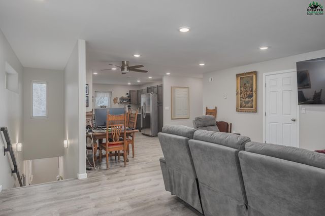 1983 CHENA POINT AVENUE, Fairbanks, AK 99709