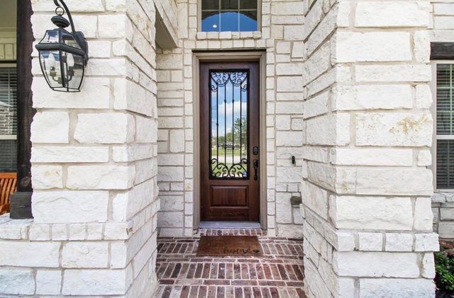 18002 Heartsong Drive, Cypress, TX 77429