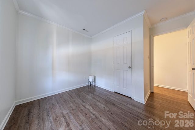 6332 Round Hill Road, Charlotte, NC 28211