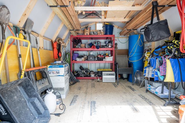 24856 County Road 247l, Pittsburg, MO 65724