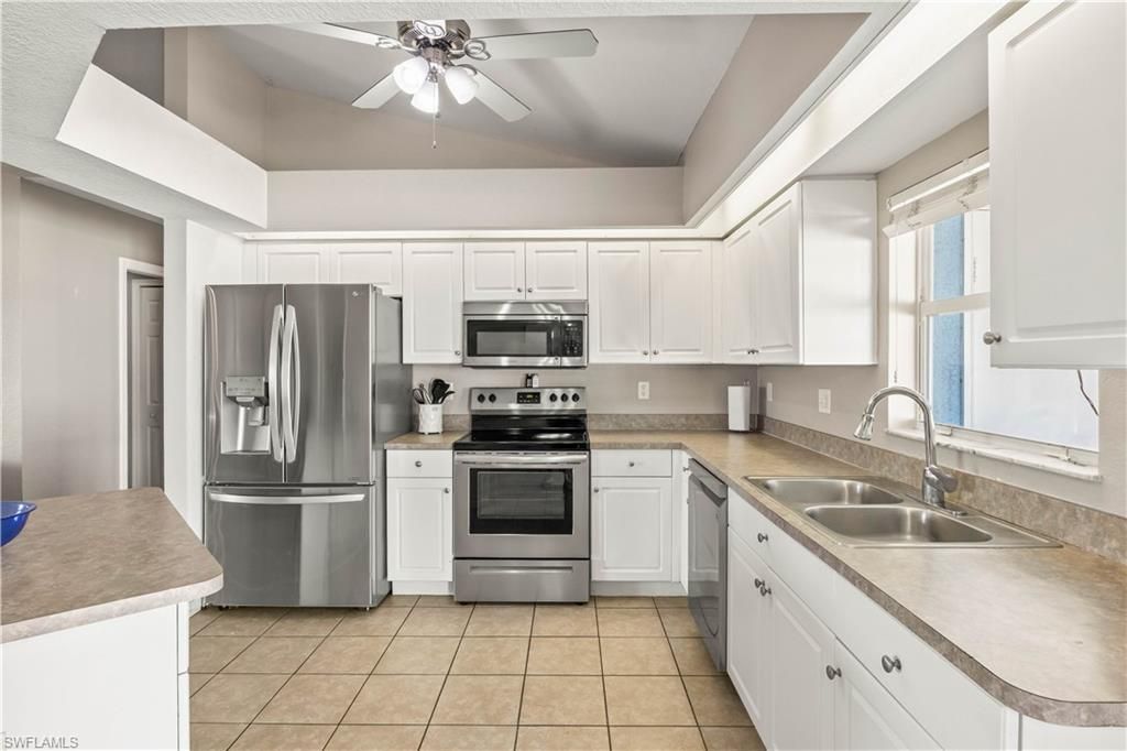 4409 Jacaranda PKWY W, CAPE CORAL, FL 33993 — photo 3