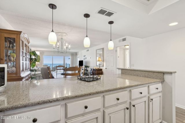 3350 S FLETCHER Avenue S E3, Fernandina Beach, FL 32034