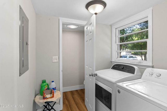 200 Dewitt Street, Jacksonville, NC 28540