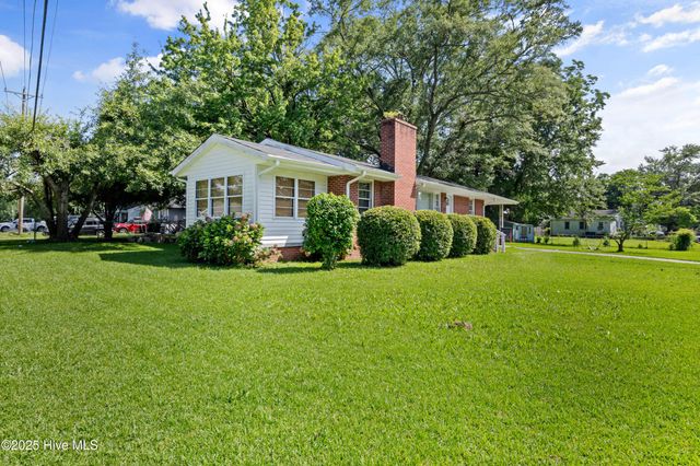 200 Dewitt Street, Jacksonville, NC 28540