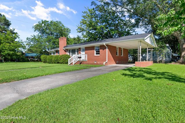 200 Dewitt Street, Jacksonville, NC 28540