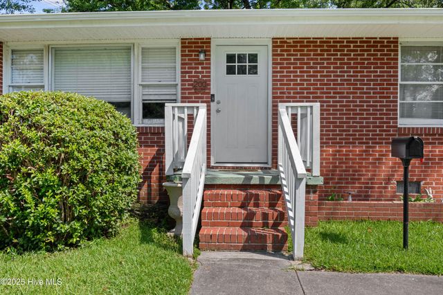 200 Dewitt Street, Jacksonville, NC 28540