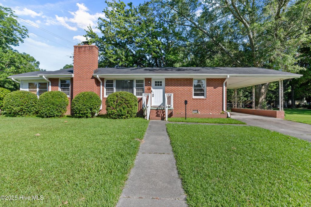 200 Dewitt Street, Jacksonville, NC 28540