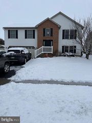 308 SWATARA CREEK DR, Jonestown, PA 17038