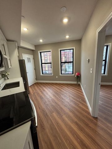 13 Nahant Street 2D, Lynn, MA 01902