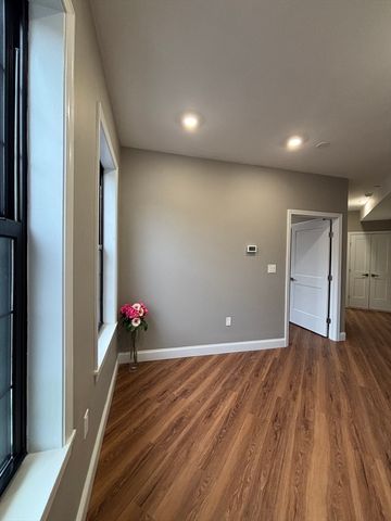 13 Nahant Street 2D, Lynn, MA 01902