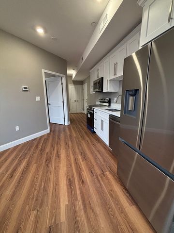 13 Nahant Street 2D, Lynn, MA 01902