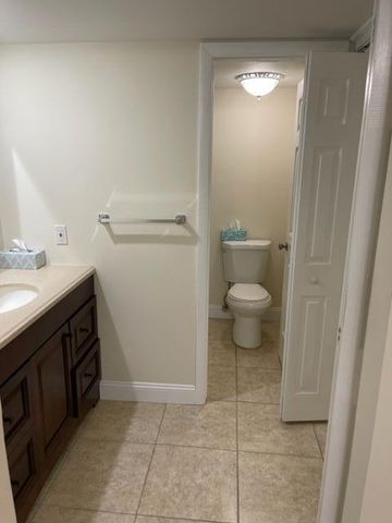 3516 Whitehall Drive 303, West Palm Beach, FL 33401