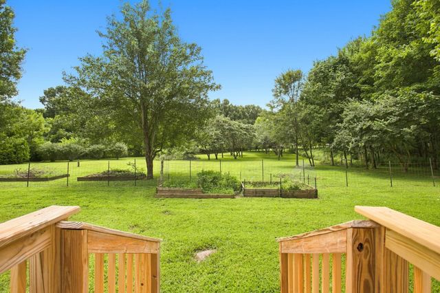2299 Old Farmington Rd, Lewisburg, TN 37091