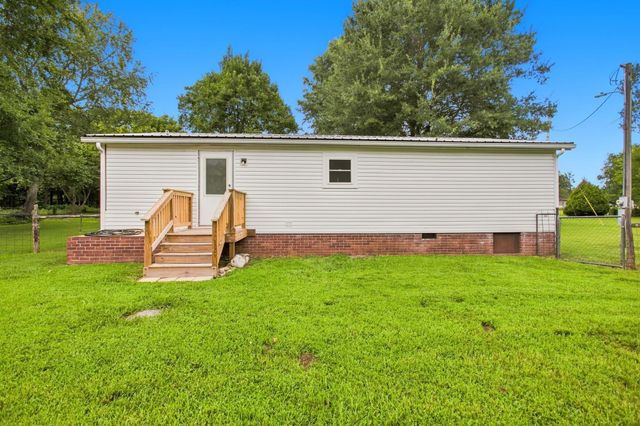 2299 Old Farmington Rd, Lewisburg, TN 37091
