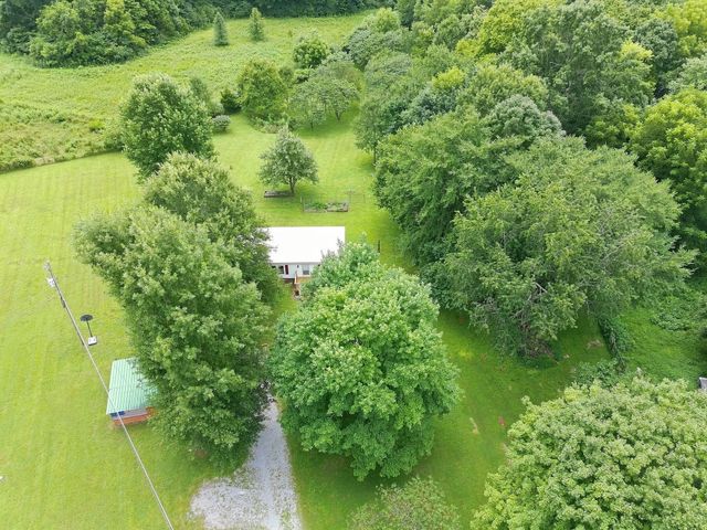 2299 Old Farmington Rd, Lewisburg, TN 37091