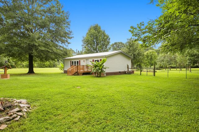 2299 Old Farmington Rd, Lewisburg, TN 37091