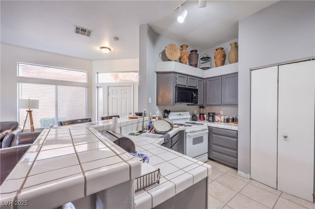 4770 Wild Draw Drive, North Las Vegas, NV 89031