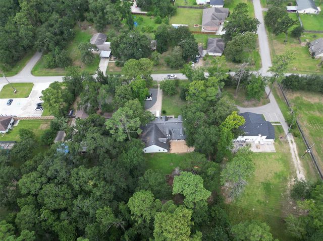 29818 E Hawthorne Drive, Spring, TX 77386