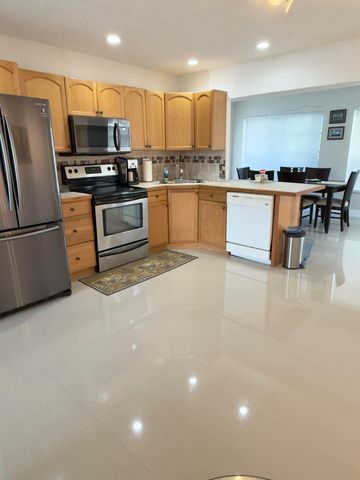 2612 NW 49th Street NW, Tamarac, FL 33309