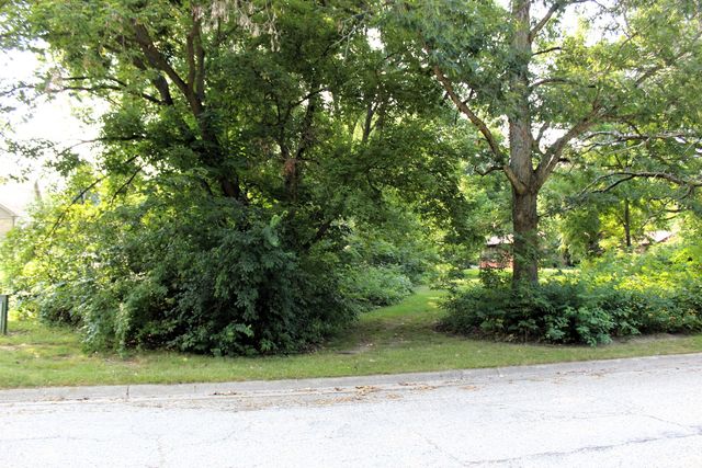 Lot 9 Cherokee Drive, Johnsburg, IL 60051