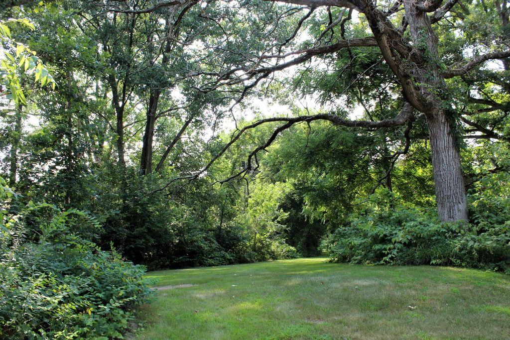 Lot 9 Cherokee Drive, Johnsburg, IL 60051