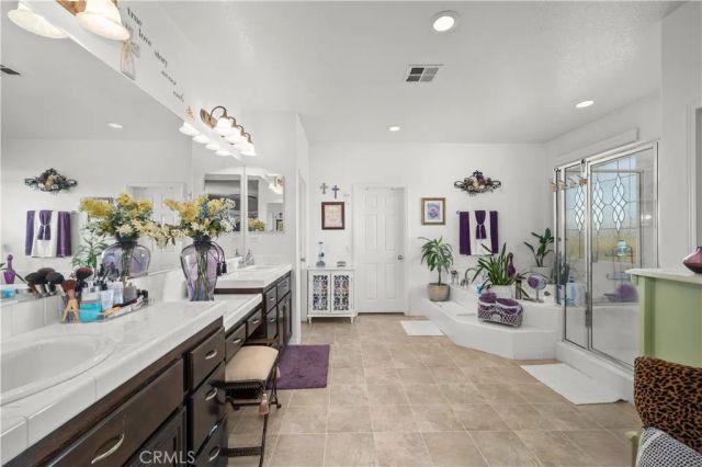 18566 Hawkhill, Perris, CA 92570