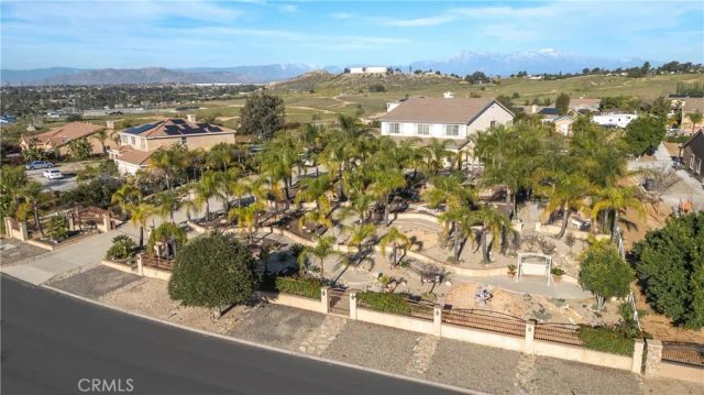 18566 Hawkhill, Perris, CA 92570