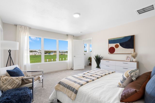 848 S Somerset Drive, Springfield, MO 65802