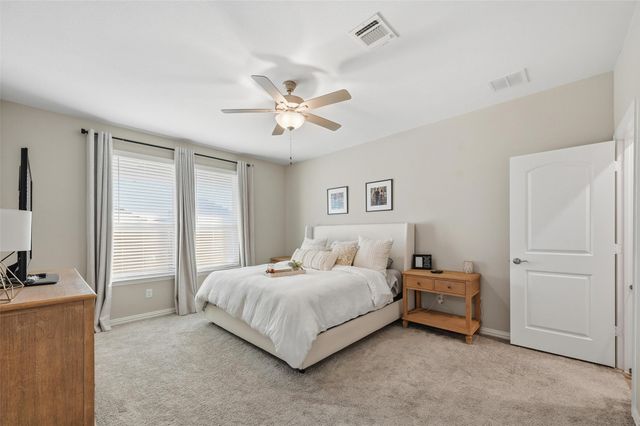 956 Manuel Drive, Fate, TX 75087