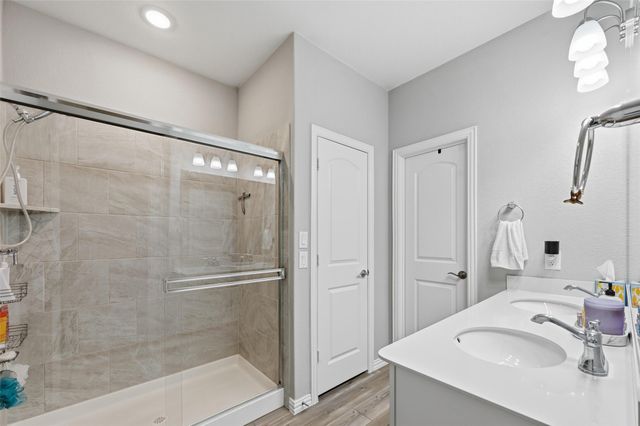 956 Manuel Drive, Fate, TX 75087