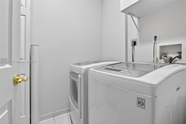 18671 Collins Ave 1702, Sunny Isles Beach, FL 33160