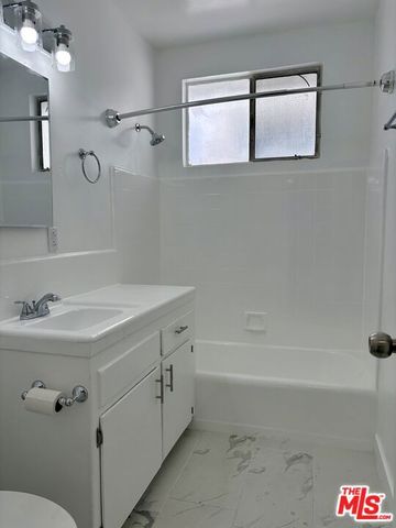 1010 N Stanley Avenue 8, Los Angeles, CA 90046