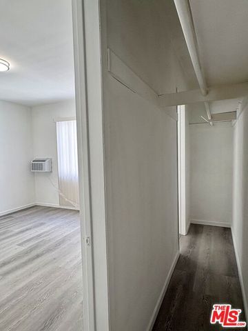 1010 N Stanley Avenue 8, Los Angeles, CA 90046