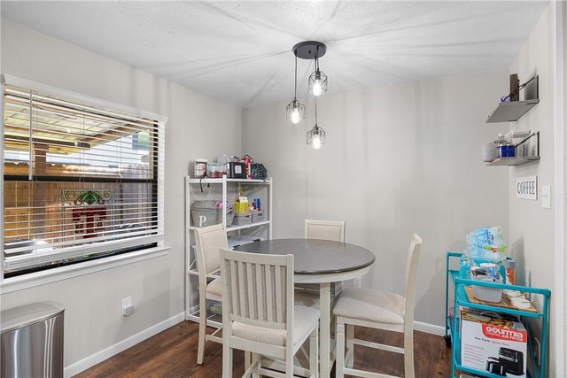 1407 Airline Drive B, College Station, TX 77845