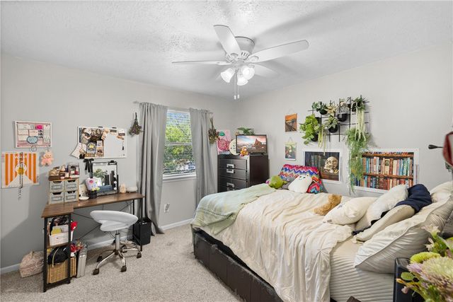 1407 Airline Drive B, College Station, TX 77845