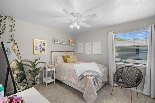 1407 Airline Drive B, College Station, TX 77845