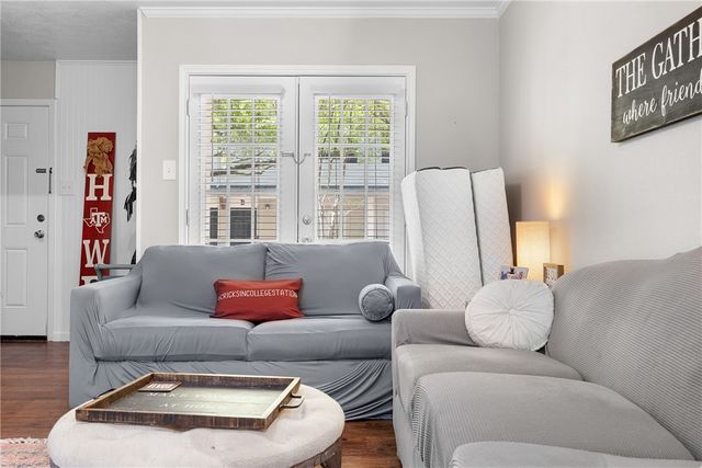 1407 Airline Drive B, College Station, TX 77845