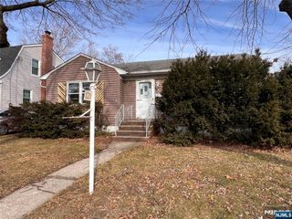 121 Woodbridge Avenue, Woodbridge, NJ 07077