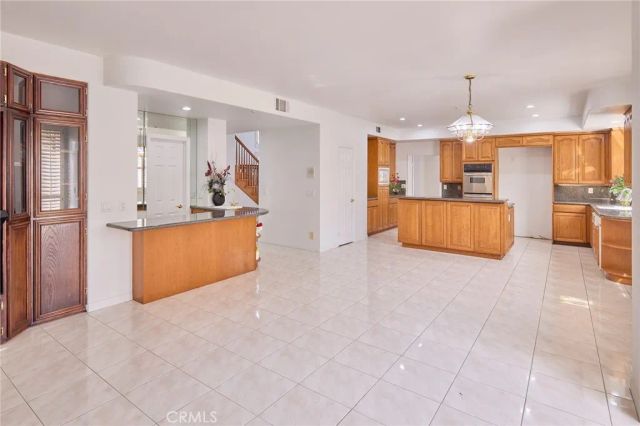 18662 Jockey Circle, Huntington Beach, CA 92648