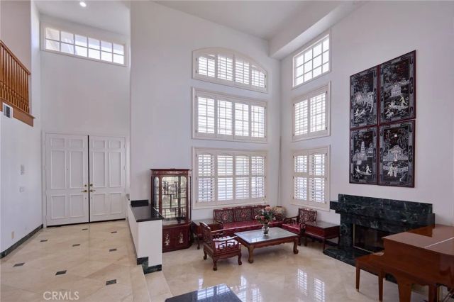 18662 Jockey Circle, Huntington Beach, CA 92648