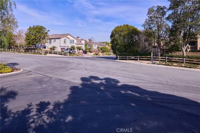 18662 Jockey Circle, Huntington Beach, CA 92648