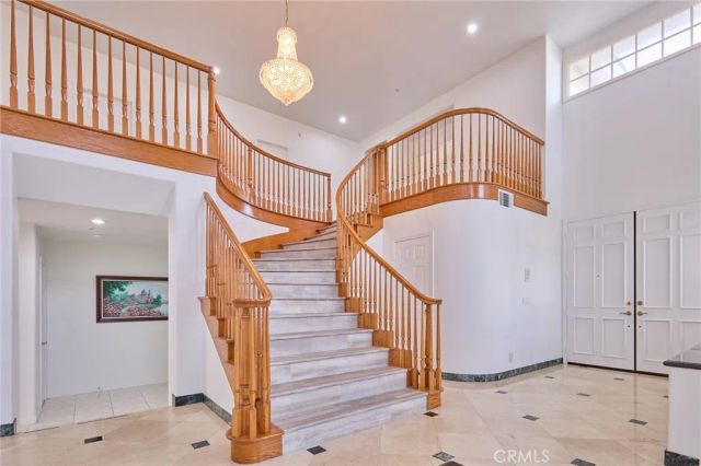 18662 Jockey Circle, Huntington Beach, CA 92648