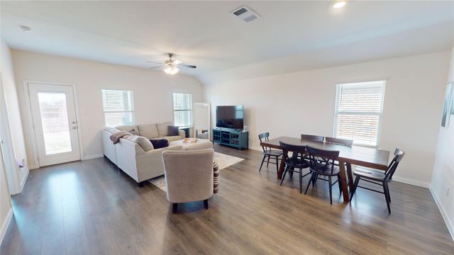 1304 Wrangler Way, Princeton, TX 75407