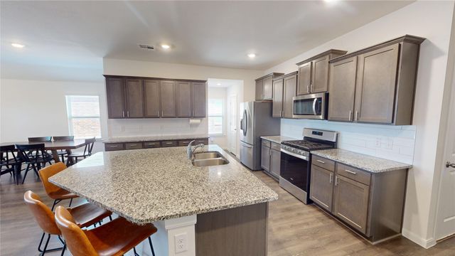 1304 Wrangler Way, Princeton, TX 75407