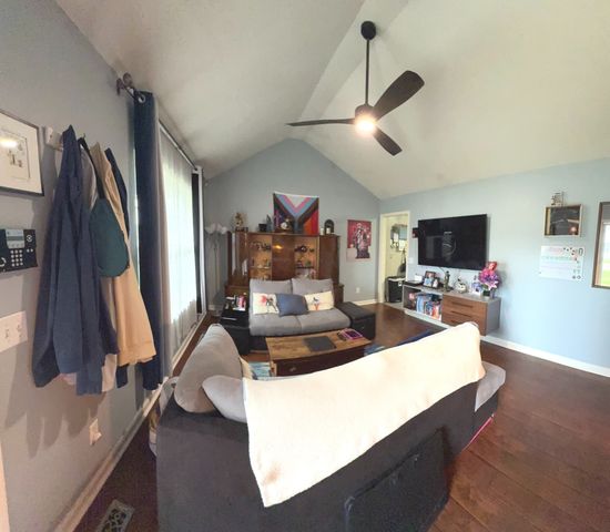 2624 Calais Ct, Murfreesboro, TN 37127